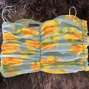 Zipper on the back, corset